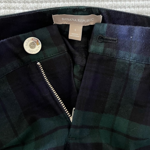 BANANA REPUBLIC Navy and Green Plaid Trousers - Picture 3 of 5